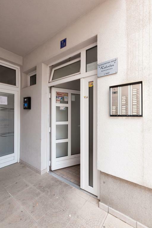 Litorian Makarska Apartamento Exterior foto